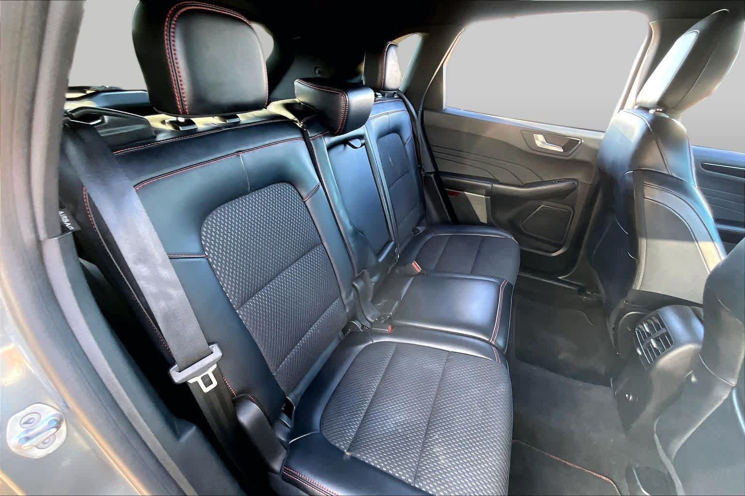 Used 2023 Carbonized Gray Metallic Ford ST-Line image 20