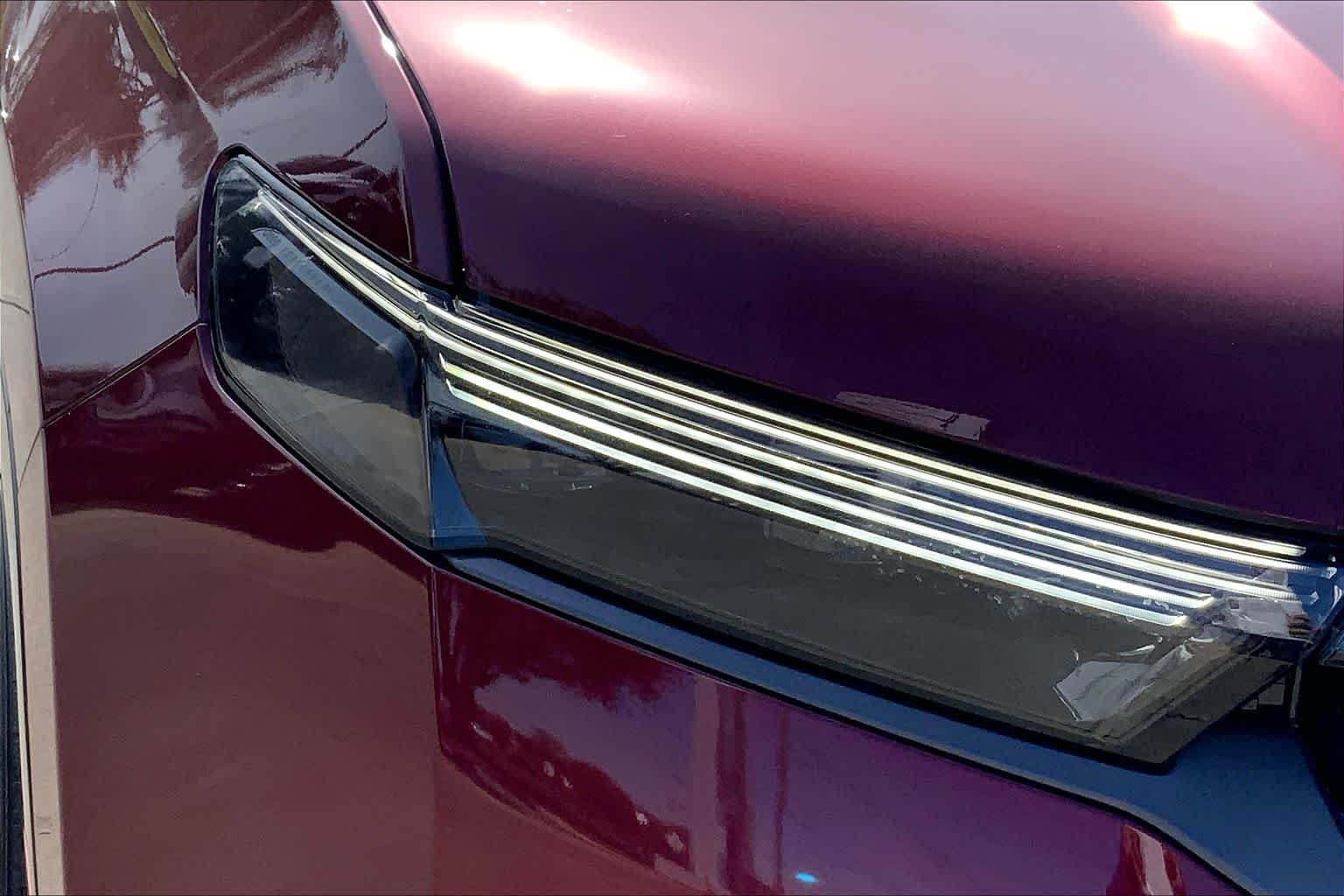 New 2026 Velvet Red Pearl-Coat Exterior Paint Jeep Limited Altitude image 13