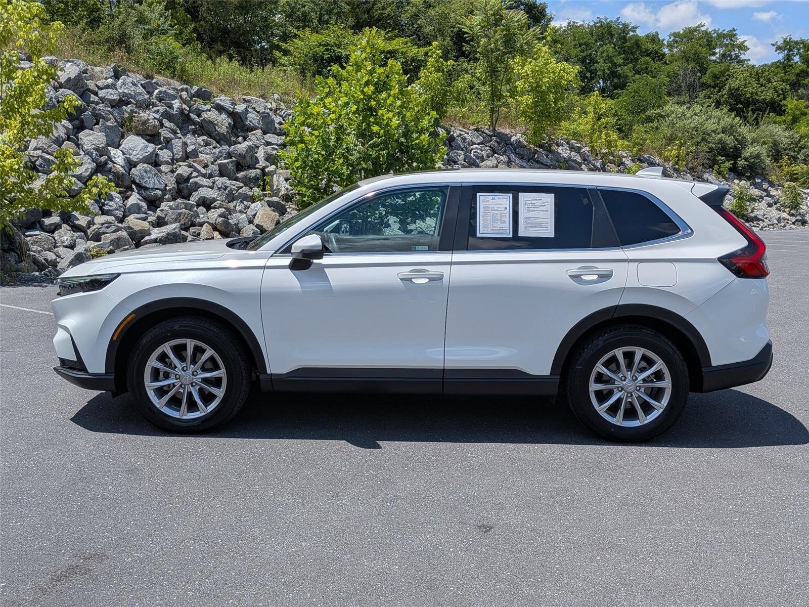 Used 2024 Platinum White Pearl Honda EX-L image 8
