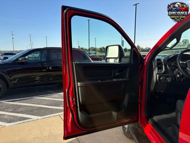 2026 RAM 2500 Tradesman - Photo 9