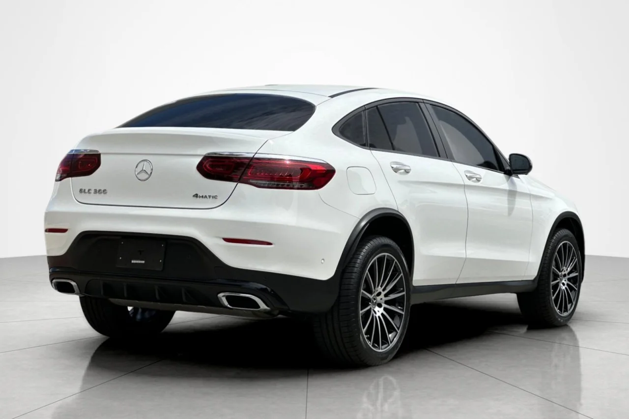 Used 2023 Polar White Mercedes-Benz GLC 300 image 5