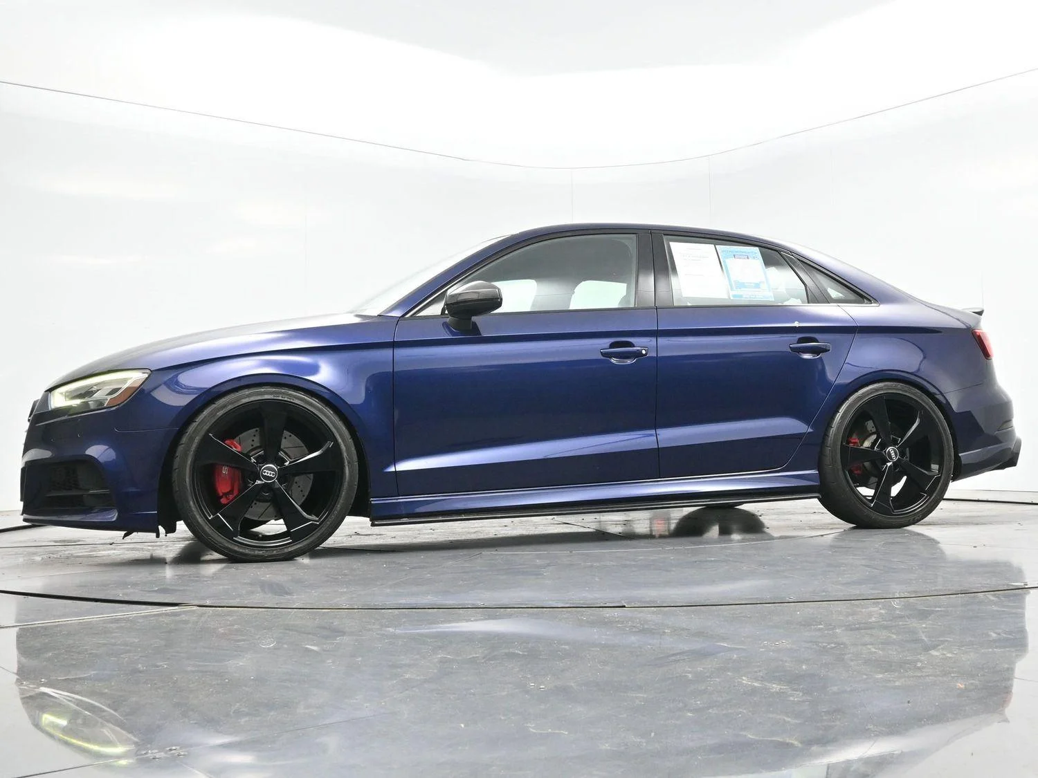 Used 2019 Navarra Blue Metallic Audi Premium Plus image 45