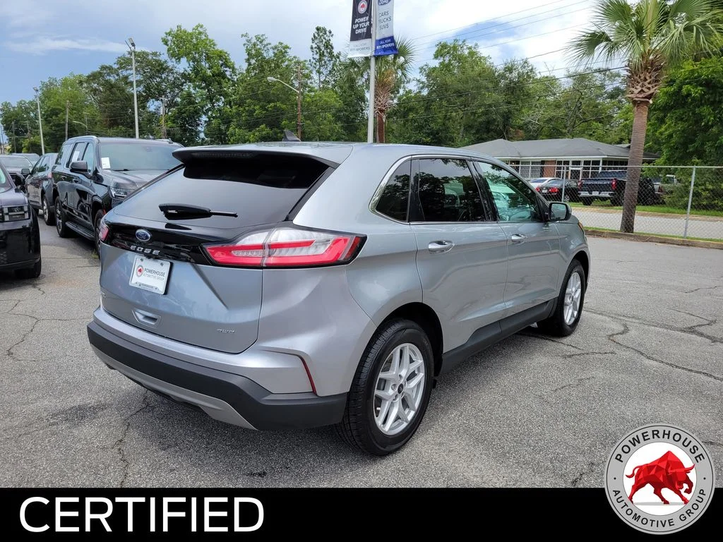 Used 2024 Silver Ford SEL image 5