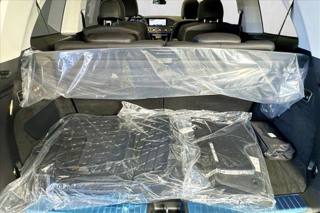 New 2026 Selenite Grey Metallic Mercedes-Benz GLS 450 image 54