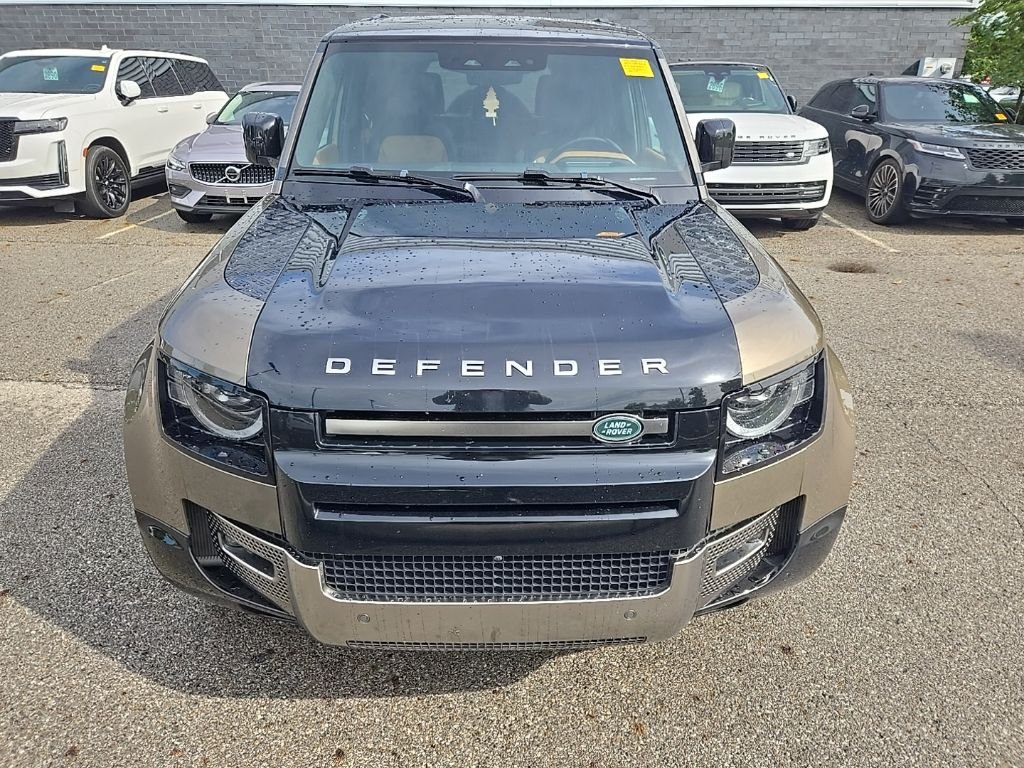 Used 2021 Gondwana Stone Metallic Land Rover X image 2