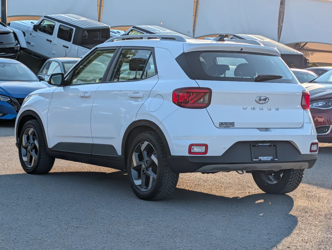 Used 2022 White Hyundai Trend - - FWD - 1.6L - Blind Spot Monitor - Rear Cross-Traffic Warning & More! image 6