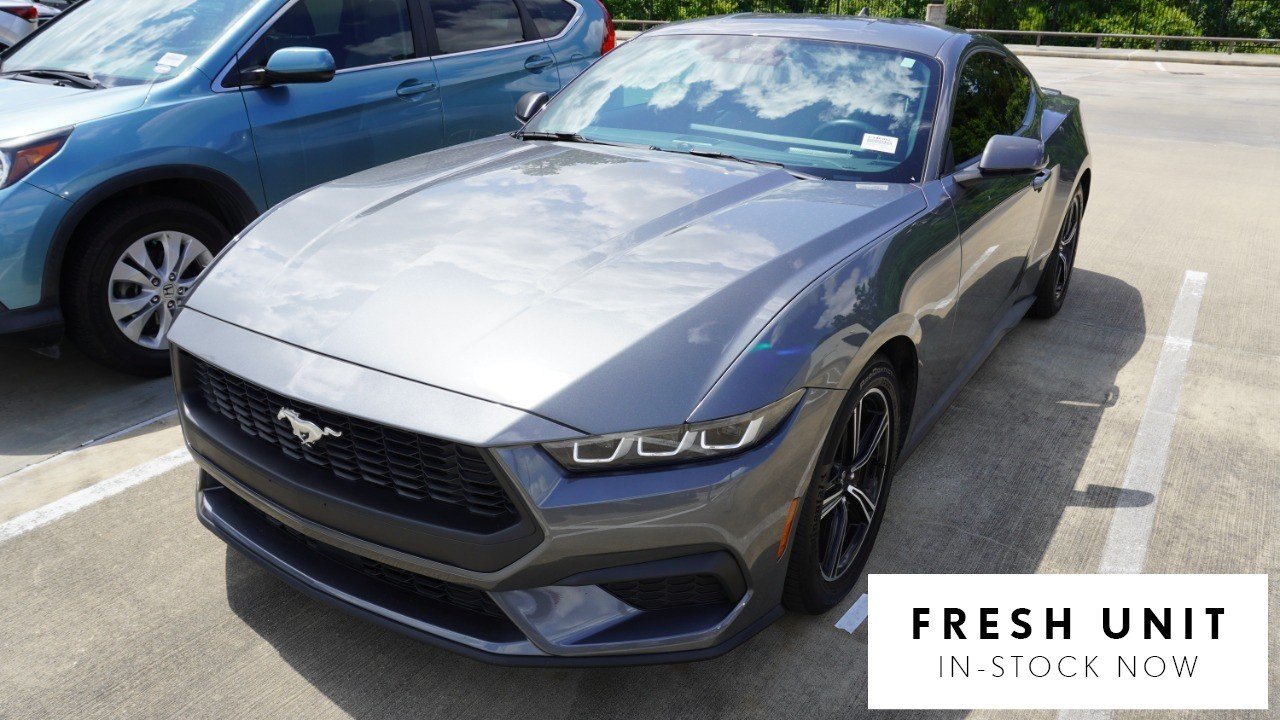 2024 Ford Mustang EcoBoost Premium Fastback's photo