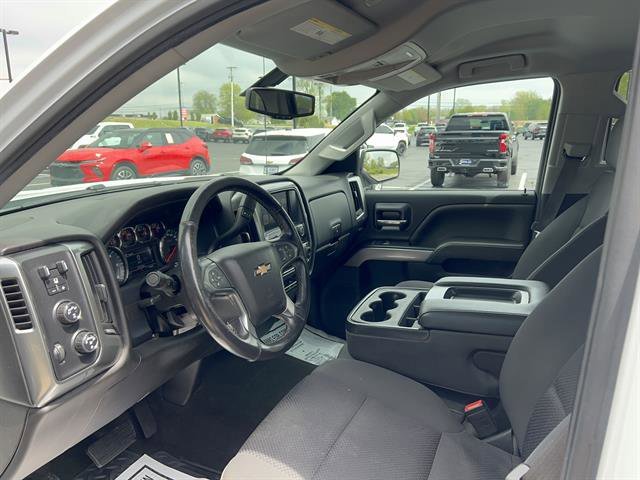 Used 2017 SUMMIT WHITE Chevrolet LT image 20