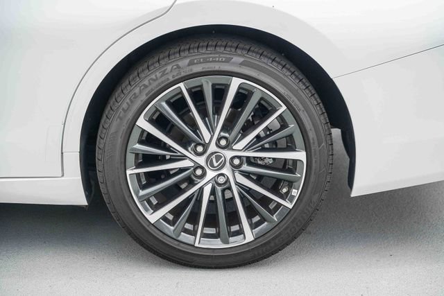 Certified Used 2025 White Lexus 300h image 9