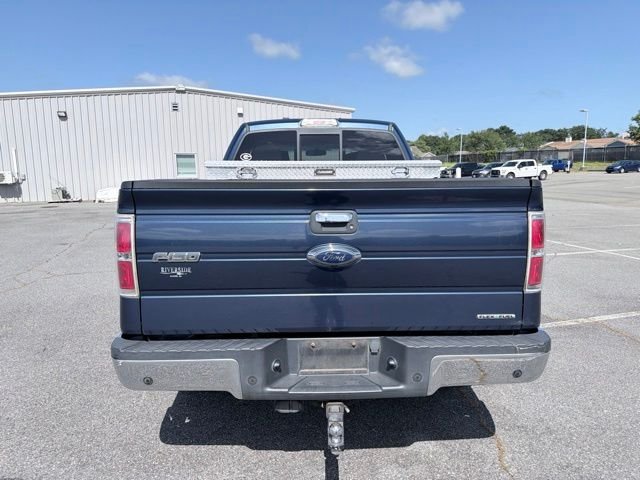 Used 2013 Blue Ford XLT image 4