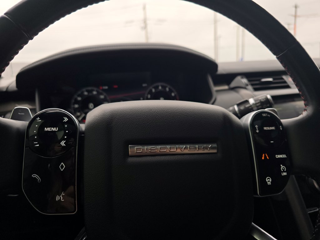 Used 2019  Land Rover HSE Luxury image 22