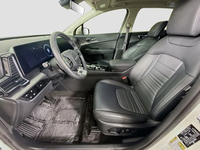 Used 2025 White Kia SX-Prestige image 22