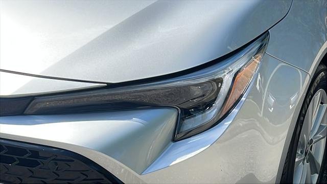 Certified Used 2025 CLASSIC SILVER METALLIC Toyota  image 24