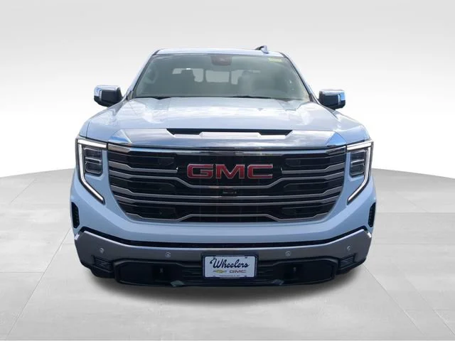New 2026 Glacier White Tricoat GMC SLT image 10