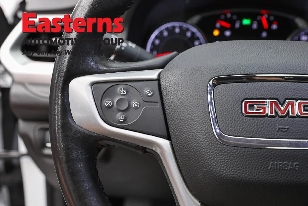 Used 2018 White GMC SLT-2 image 15