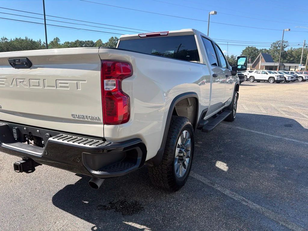 Used 2026 White Sands Chevrolet Custom image 5