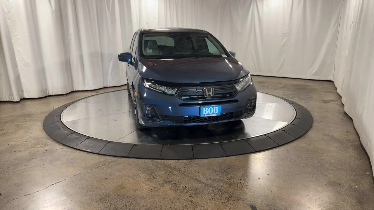 New 2026 Smoke Blue Pearl Honda EX-L image 6