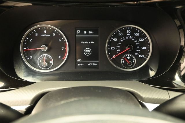 Used 2024 Gray Kia GT-Line image 4