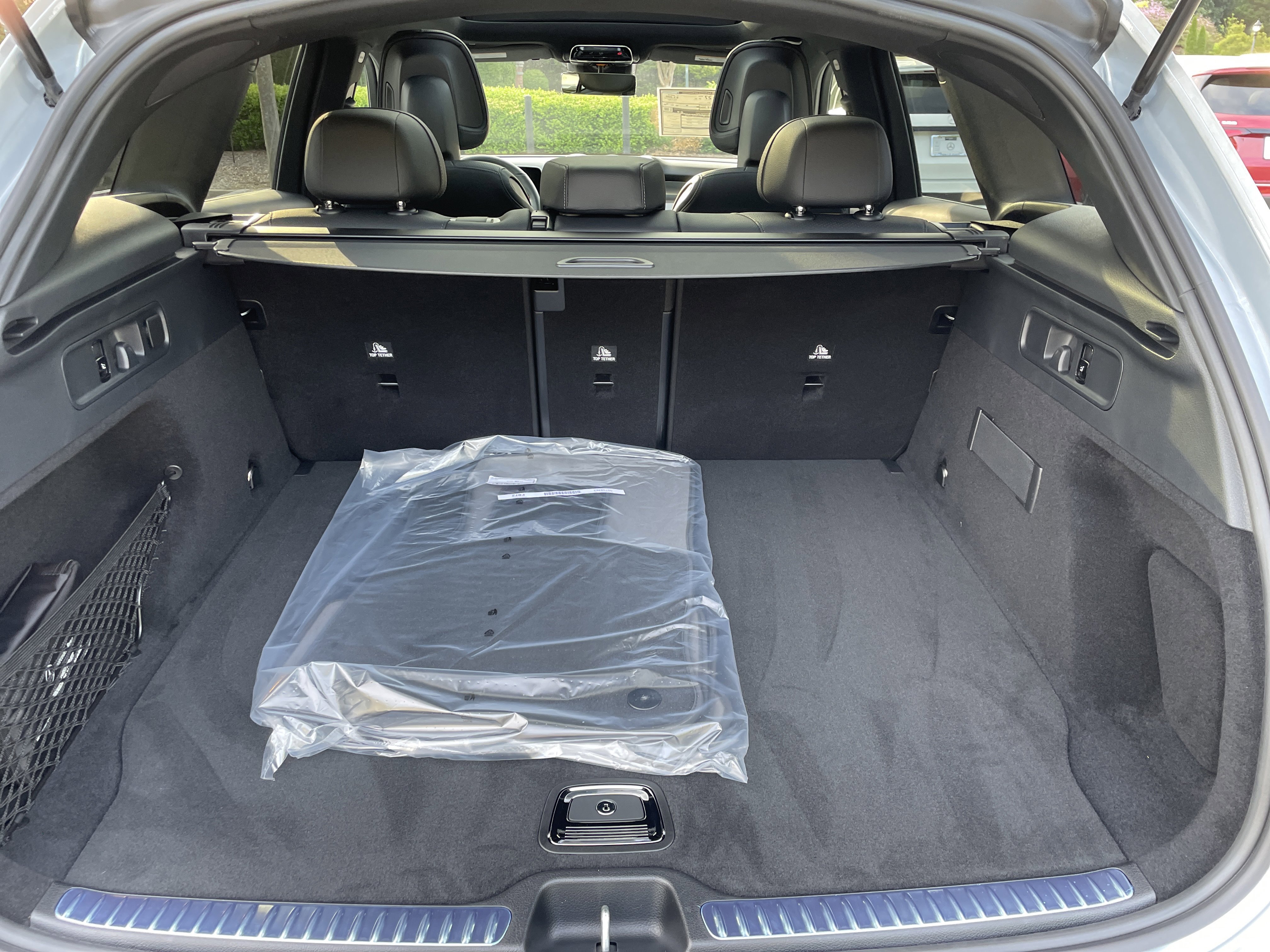 New 2026 Cirrus Silver Metallic Mercedes-Benz GLC 300 SUV image 9