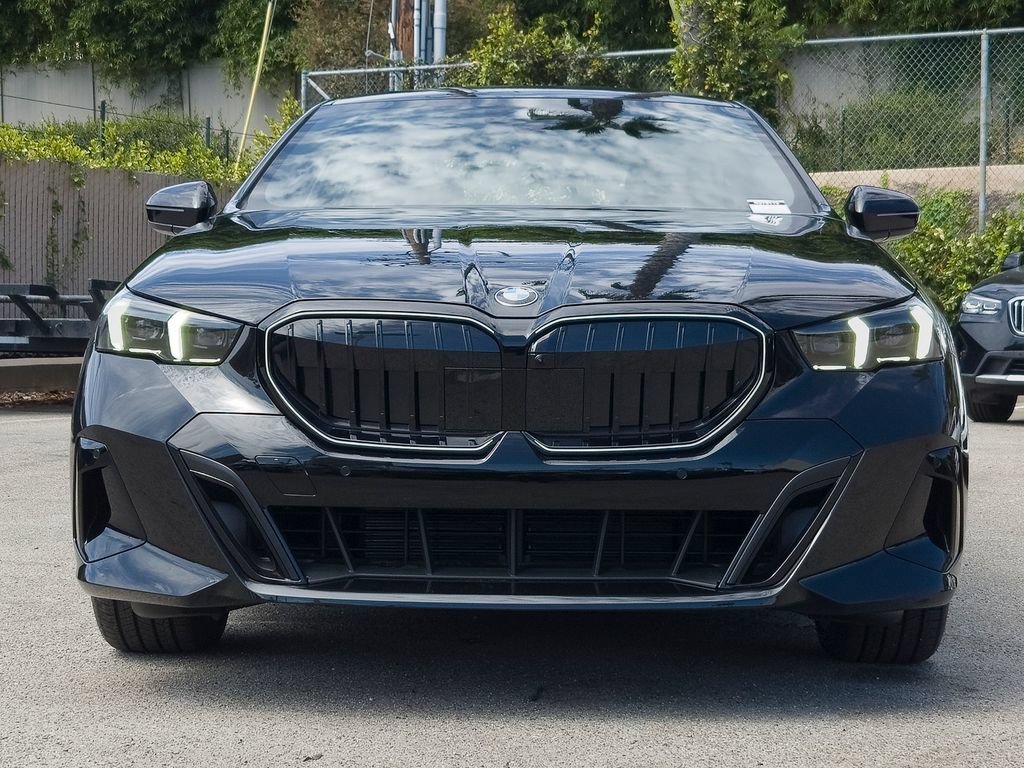 New 2027 Black Sapphire Metallic BMW 530i image 2