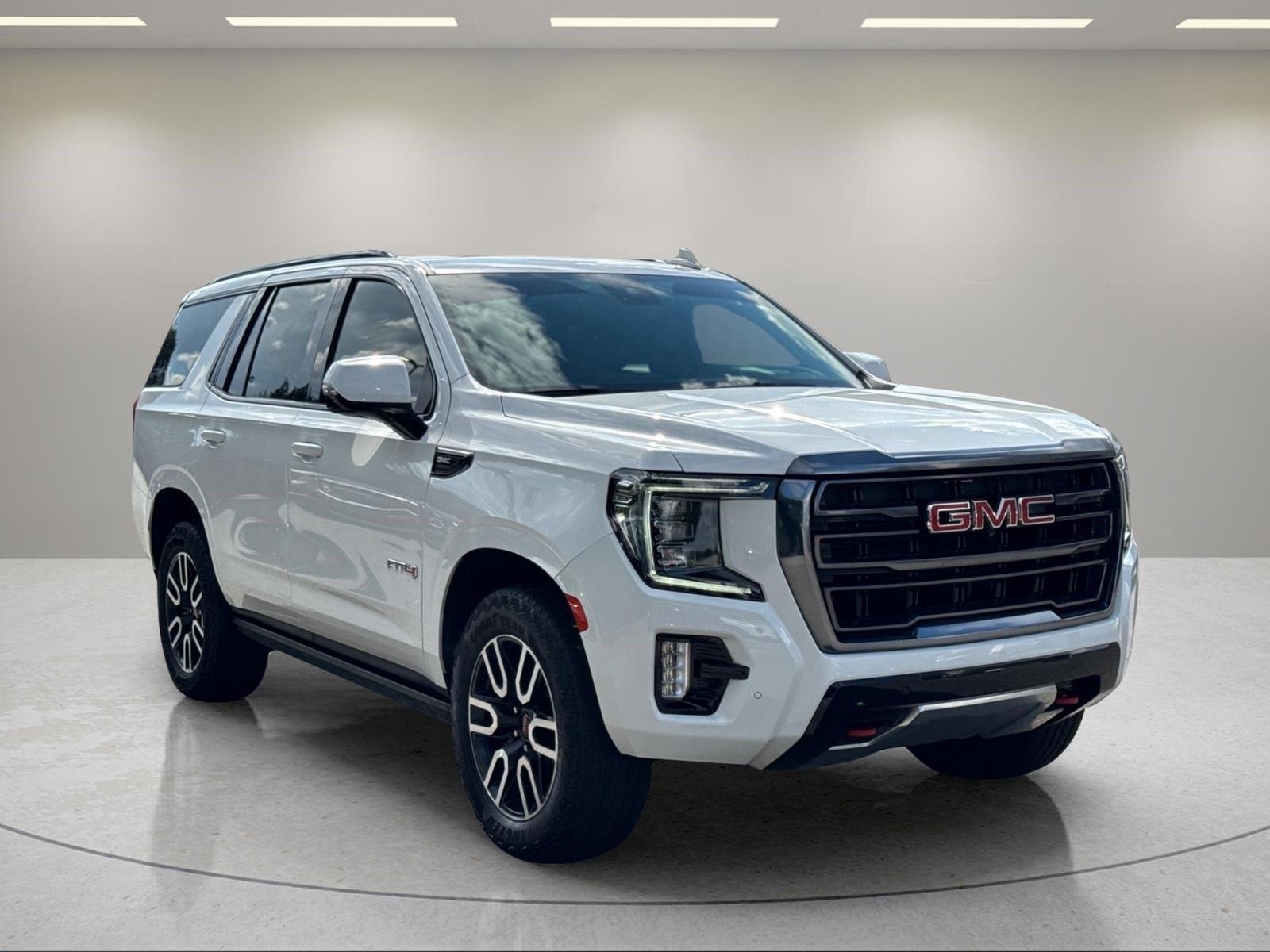 Used 2024 Summit White GMC AT4 image 7