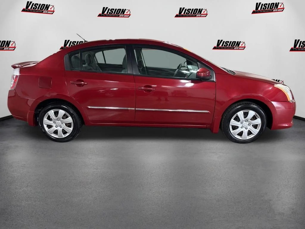 Used 2012 Red Nissan 2.0 S image 4