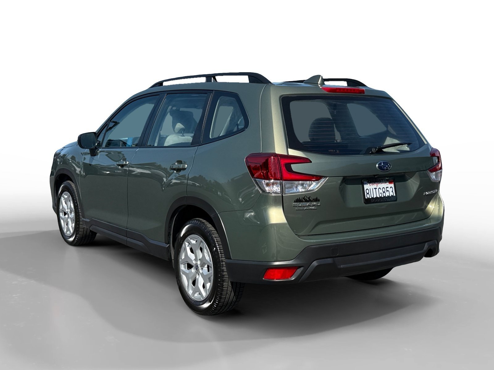 Used 2021 Jasper Green Metallic Subaru Base image 3