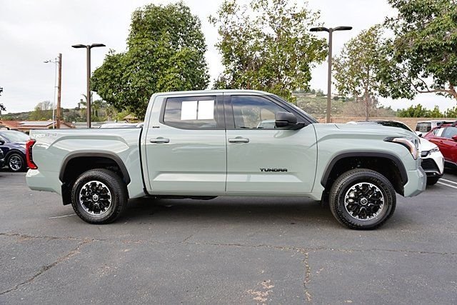 Used 2023  Toyota SR5 image 6