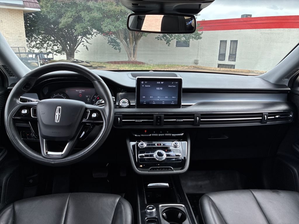 Used 2022 Silver Lincoln Standard image 12
