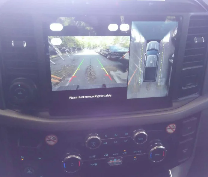 Used 2024 Black Ford XLT image 9