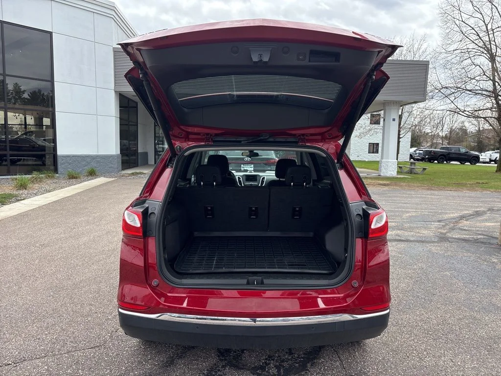 Used 2019 Cajun Red Tintcoat Chevrolet LT image 27