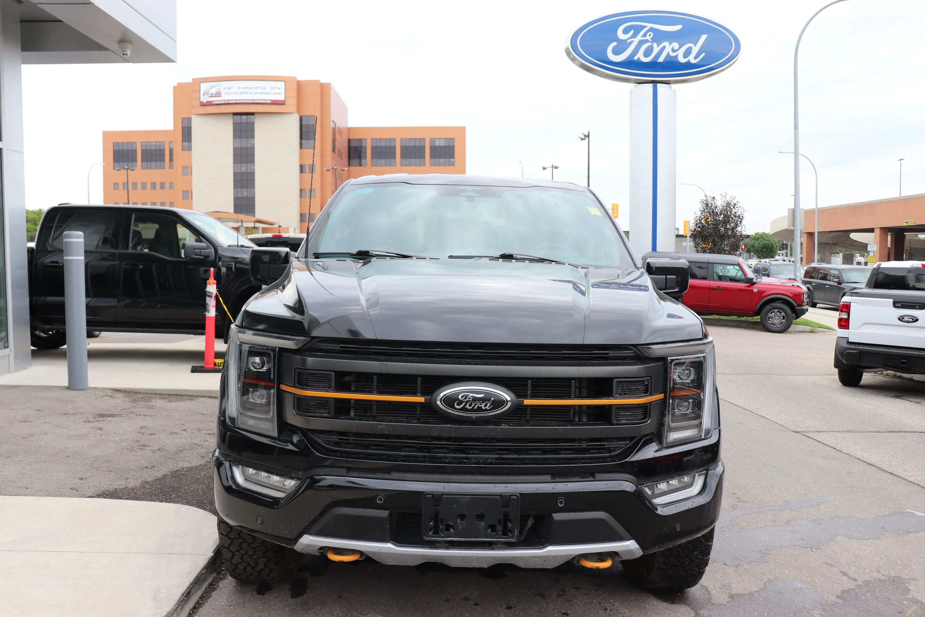 Used 2023 Black Ford XL 4WD SuperCrew 5.5