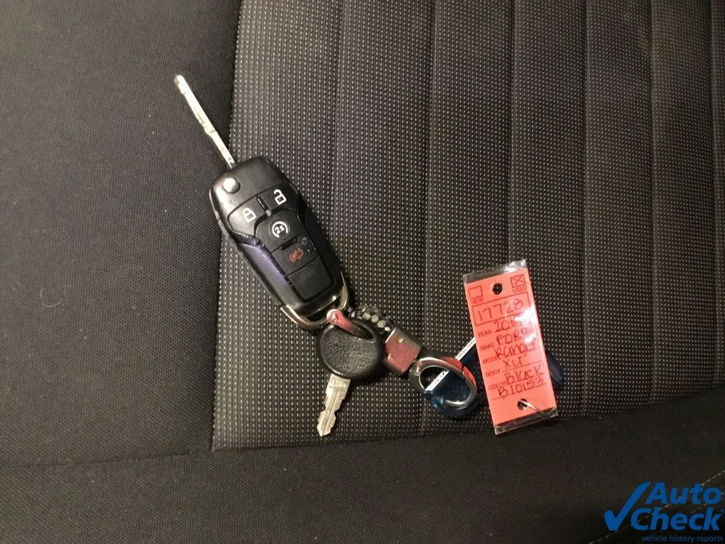 Used 2019 Black Ford XLT image 58