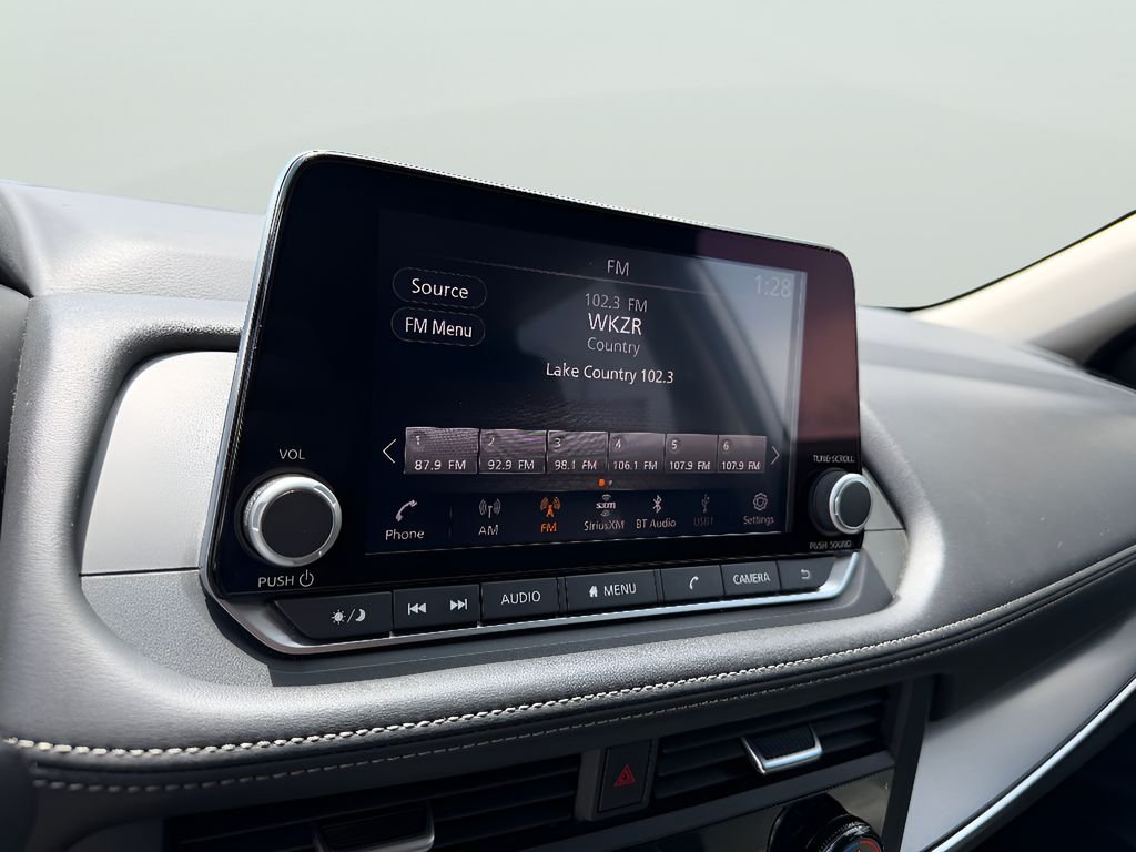 2024 Nissan Rogue SV - Photo 24