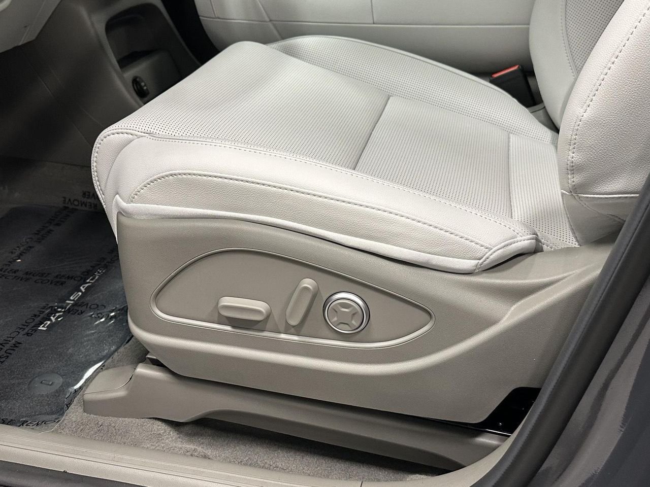 New 2027 Ecotronic Gray Pearl Hyundai Limited 8P image 70