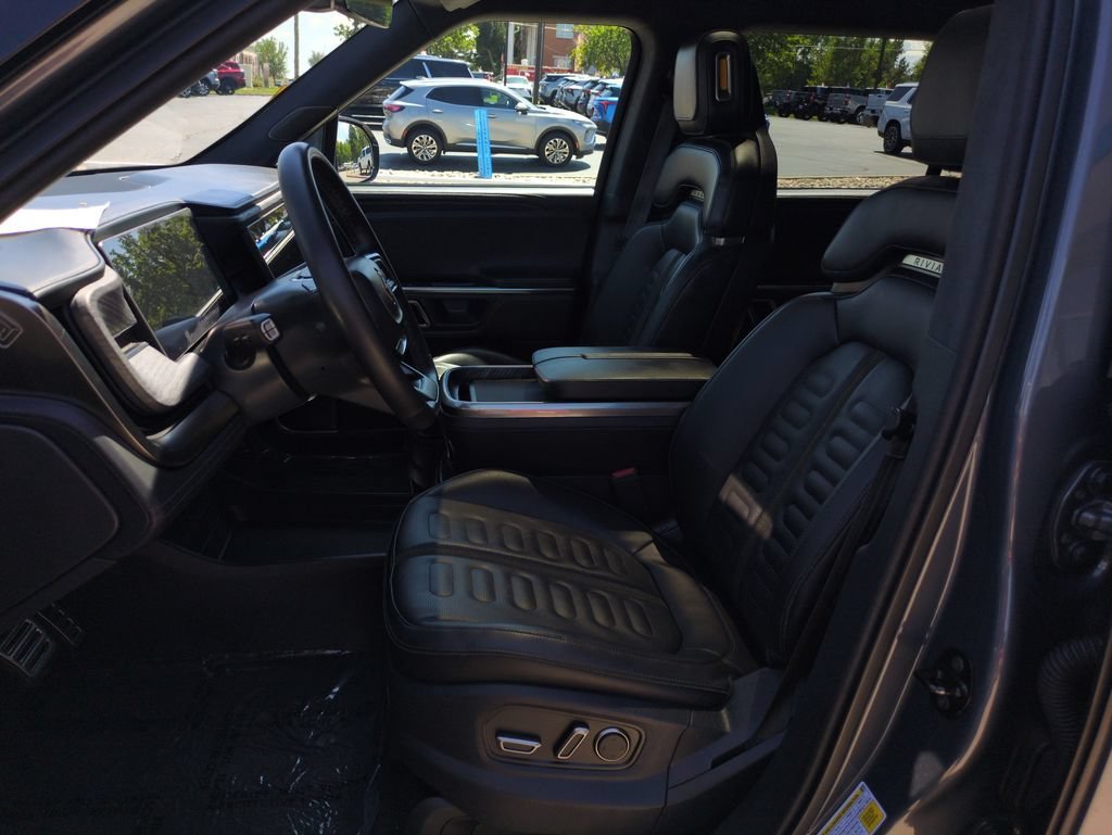 2023 Rivian R1S Adventure - Photo 9