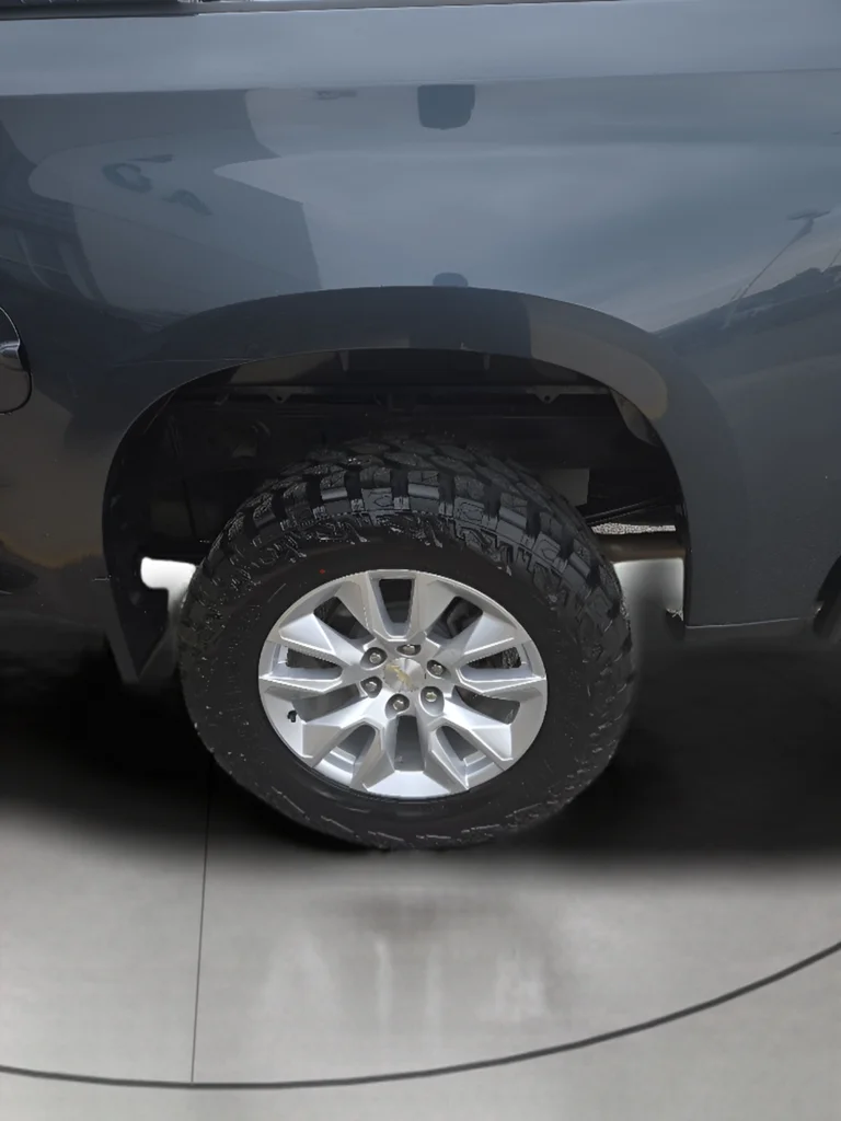 Used 2019 Shadow Gray Metallic Chevrolet Custom image 8