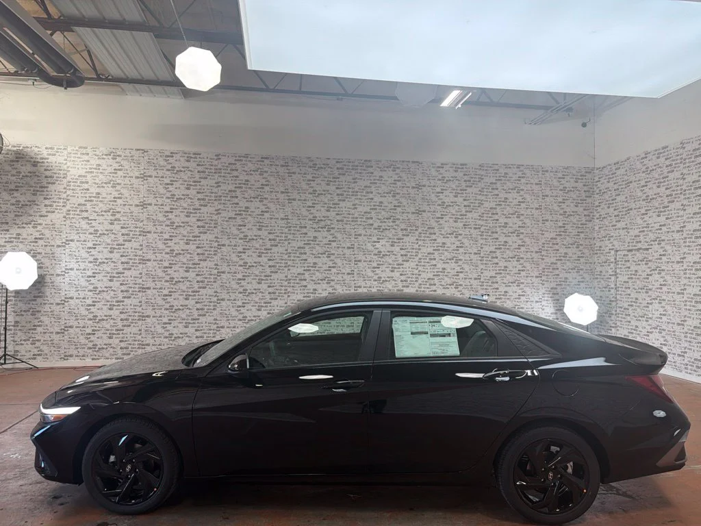 New 2026 Abyss Black Hyundai SEL Sport Plus image 4