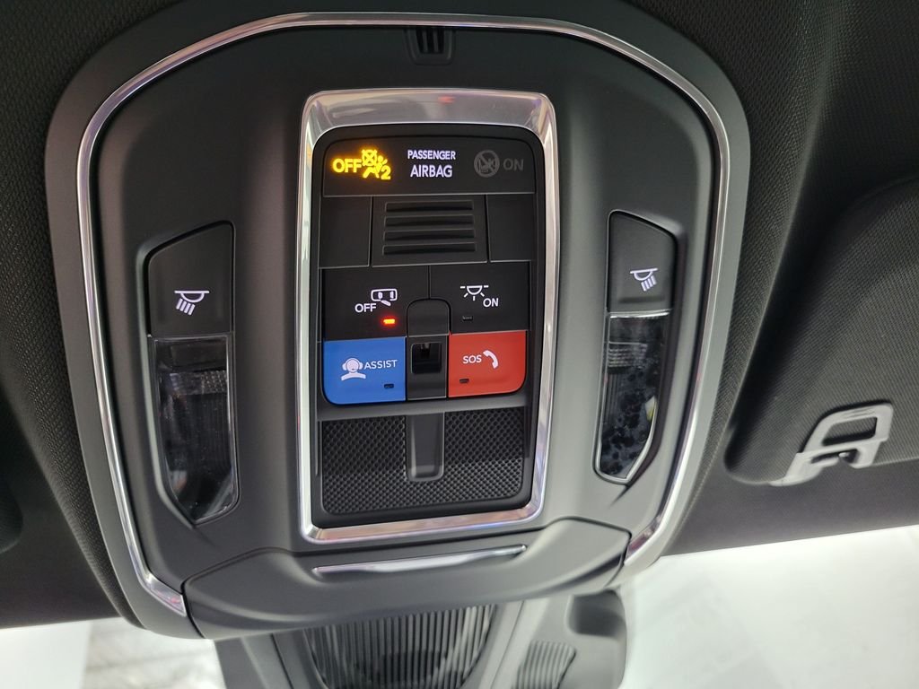 New 2026 Diamond Black Crystal Pearlcoat Dodge R/T image 18