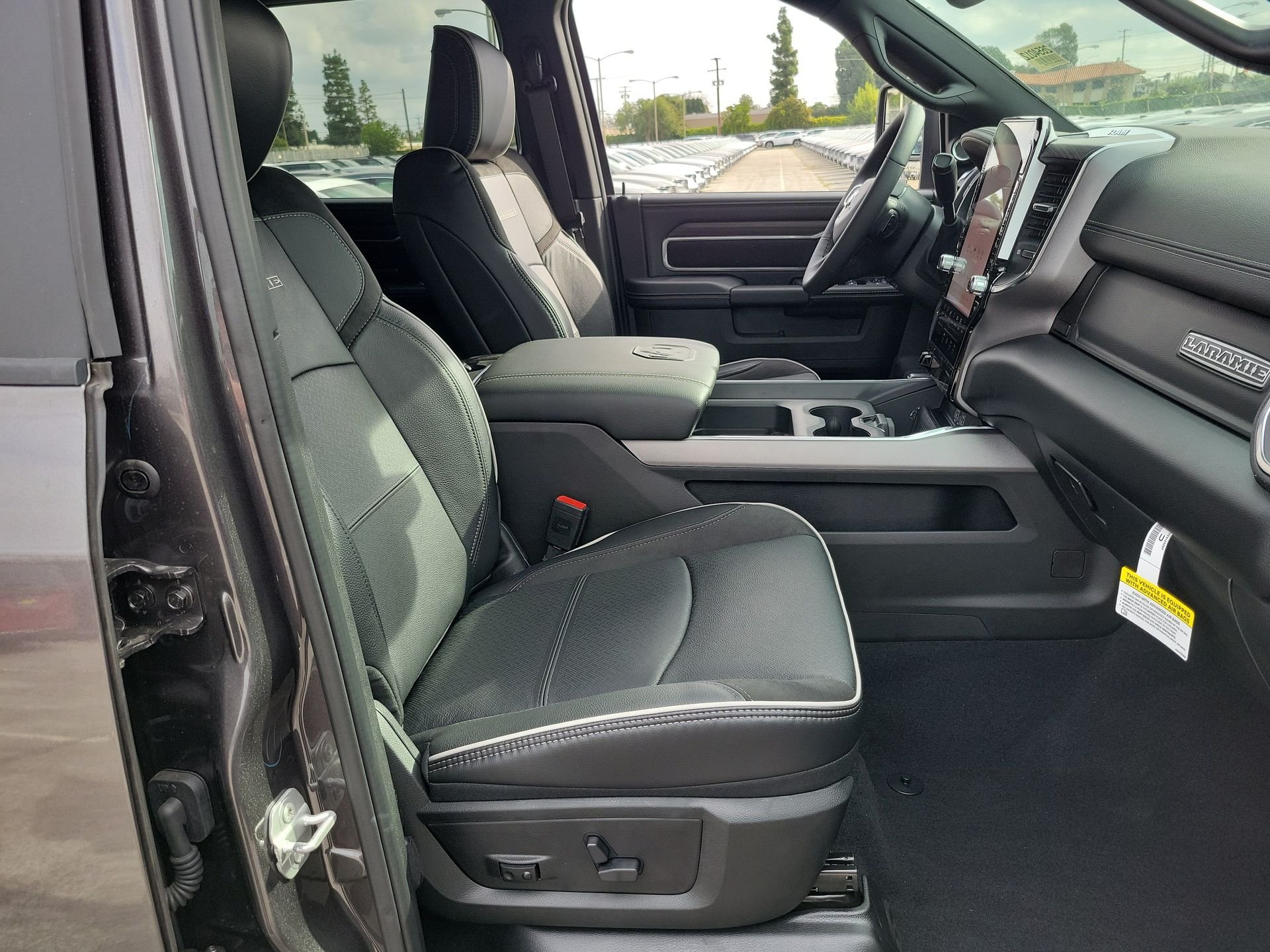2026 RAM 2500 Laramie - Photo 15