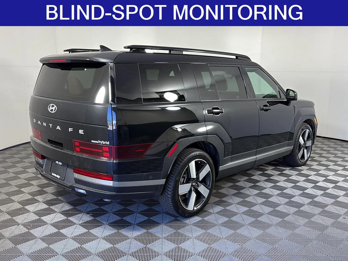 Used 2025 Phantom Black Hyundai Limited image 5