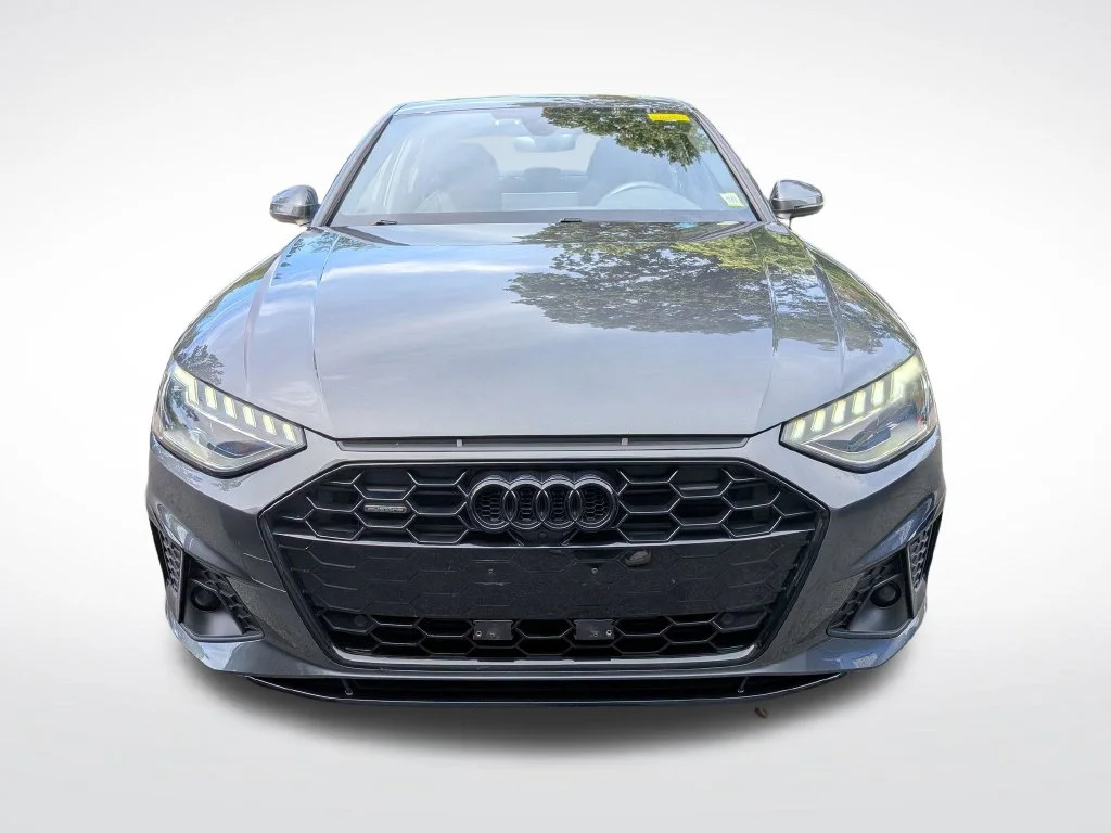 Used 2021 Gray Audi  image 9
