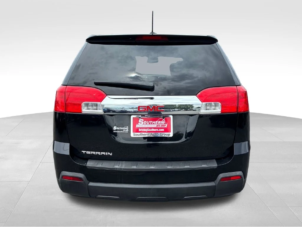 Used 2015 Black GMC SLE-1 image 4