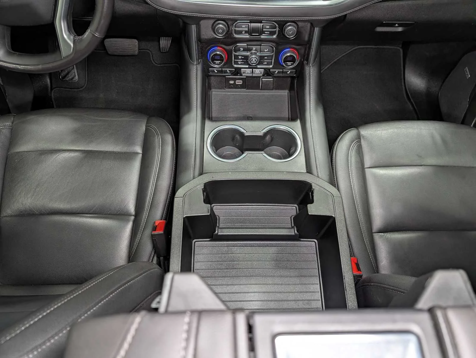 Used 2022 Summit White Chevrolet Z71 image 21