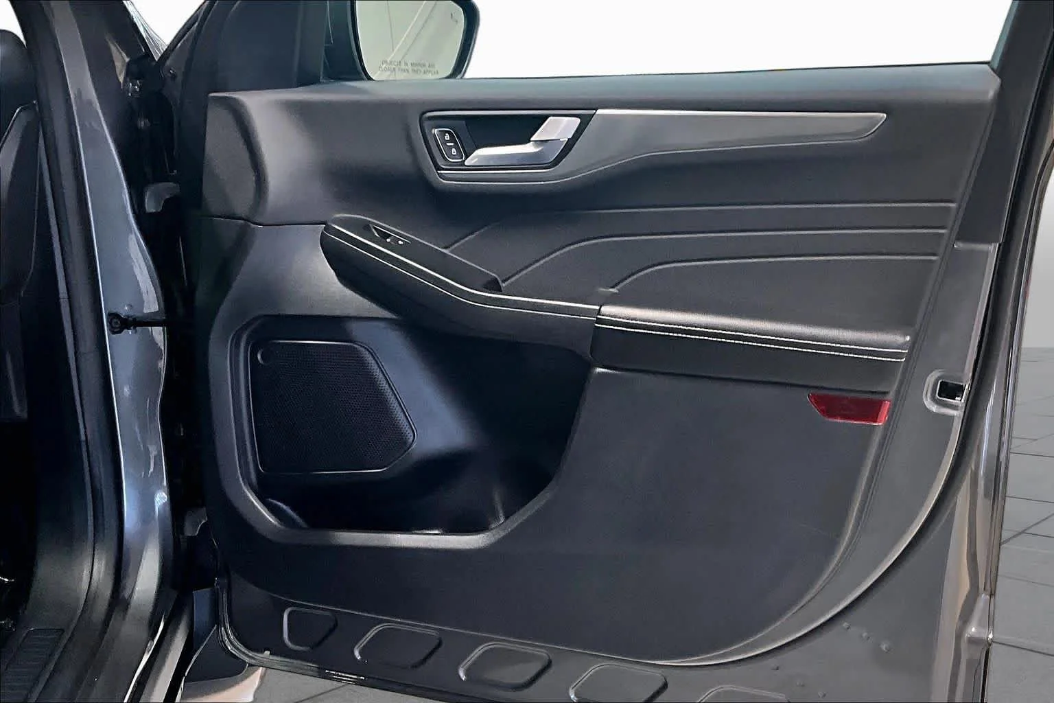Used 2022 Carbonized Gray Metallic Ford Titanium Plug-In Hybrid image 22