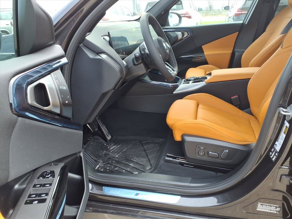 Used 2026 Dark Graphite Metallic BMW 30 xDrive image 17