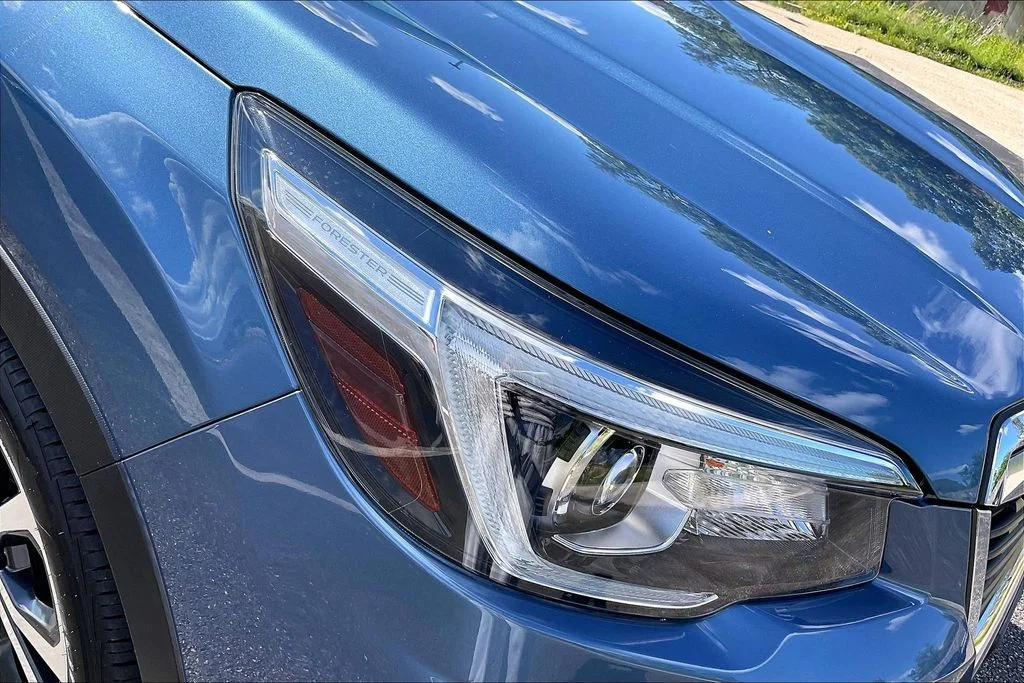 Used 2020 Blue Subaru Limited image 29