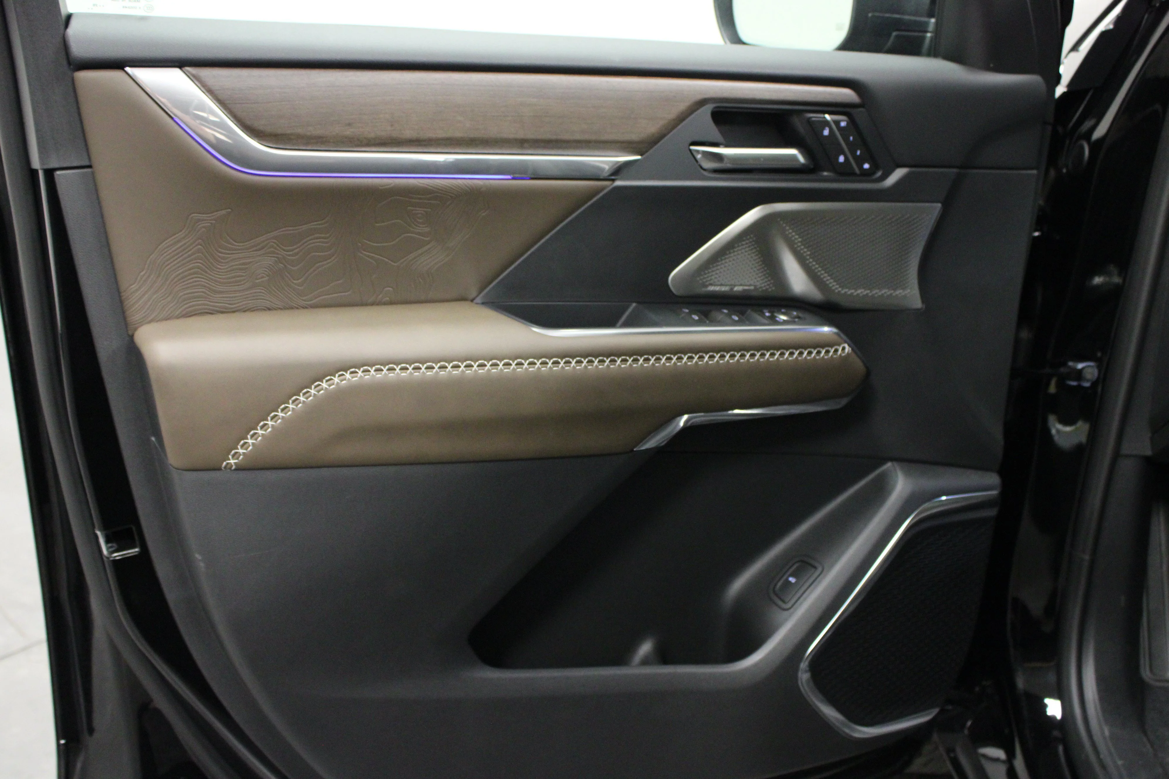 New 2026 Ebony Twilight Metallic GMC Denali Ultimate image 11