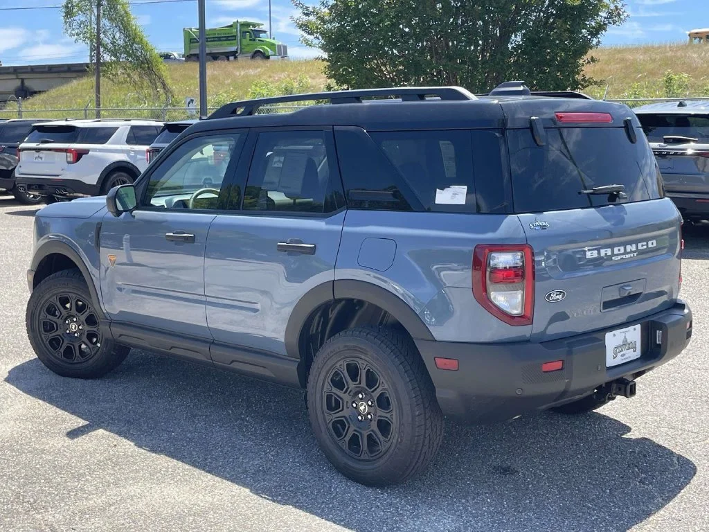 New 2026 Gray Ford Badlands image 5