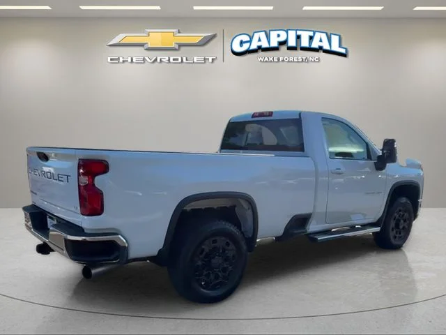 Used 2025 White Chevrolet LT image 5